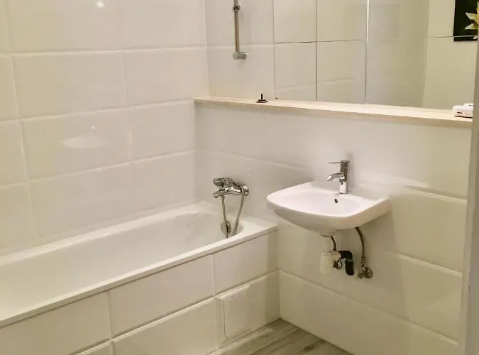 Romantic Two Bedroom Close To Normafa With Private Parking * Budapest