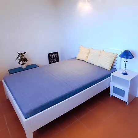 Romantic Two Bedroom Close To Normafa With Private Parking