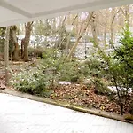 Apartamento Romantic Two Bedroom Close To Normafa With Private Parking Budapest