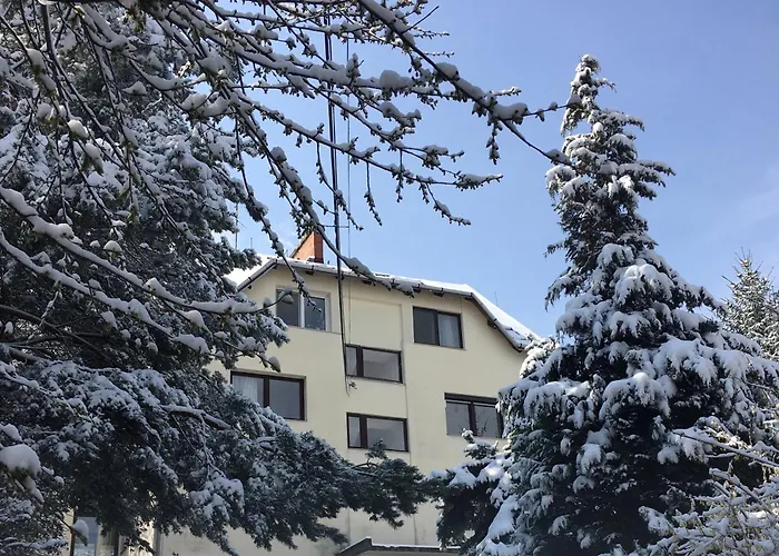 Apartman Romantic Two Bedroom Close To Normafa With Private Parking *