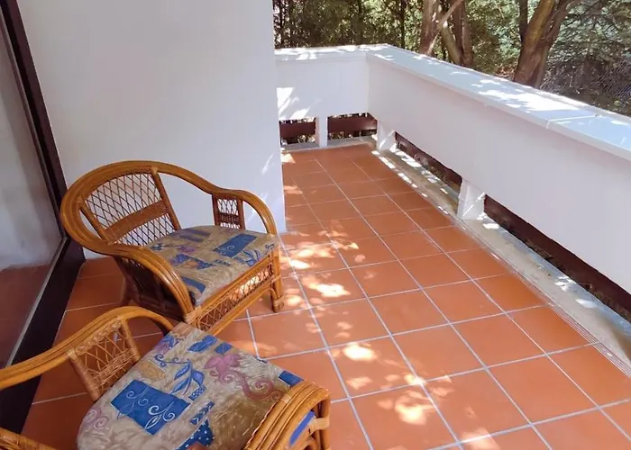 Romantic Two Bedroom Close To Normafa With Private Parking Apartman *
