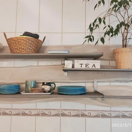 Appartement Romantic Two Bedroom In The Hills Of With Private Parking